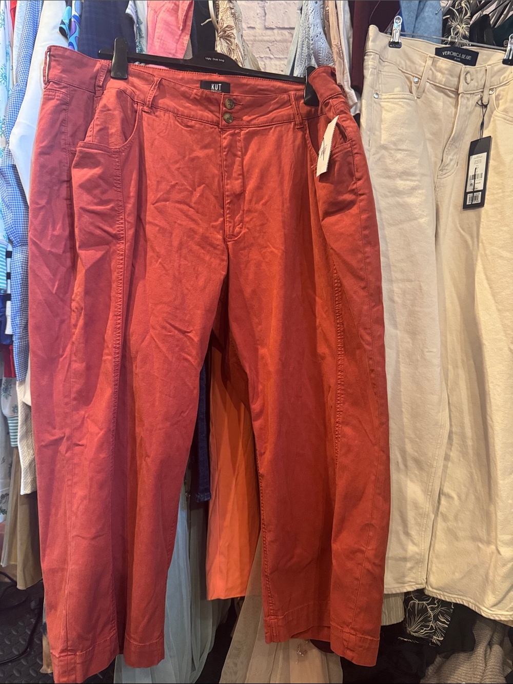 Kut from the Kloth • NWT $110USD High Rise Charlotte Crop Straight leg W23-26 - Picture 3 of 4